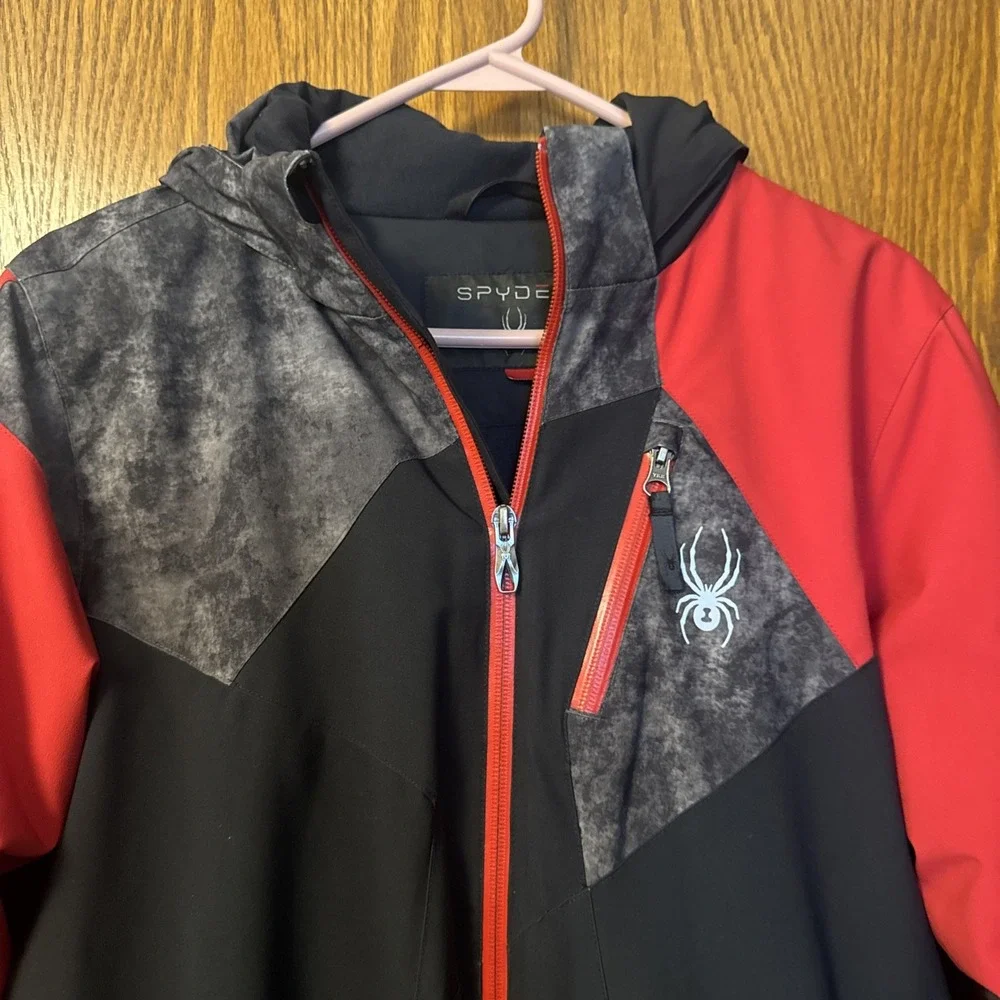 Spyder Boys Ski Jacket Size 18 Red Black Hooded Waterproof Snow Coat Youth‎ - Picture 9 of 10